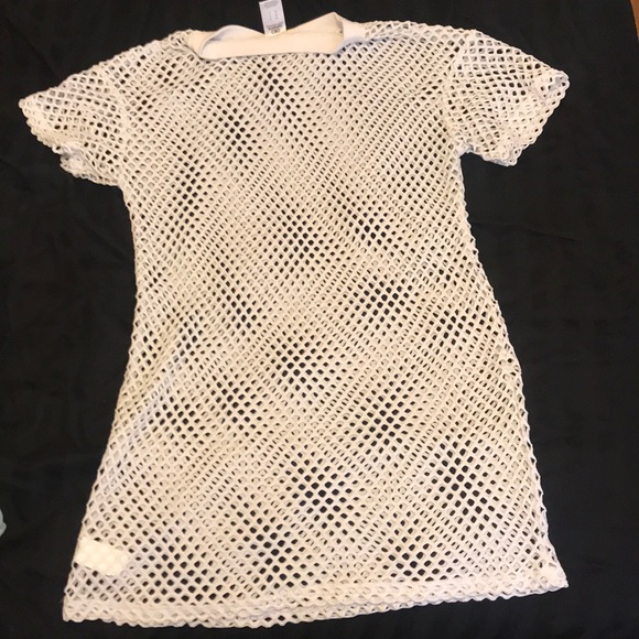 White Stretch Crew Neck Shirt (NEW) - Picture 2 of 2